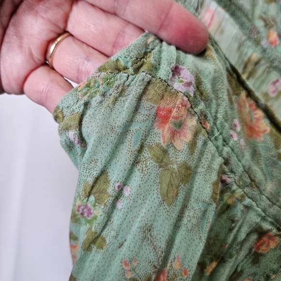 Torrid Spaghetti String Sleeveless Top Embroidery Floral Cotton Sz 2 2x FLAWED - Picture 6 of 11